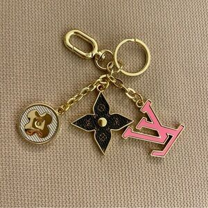 Luxury Gold and Pink Key Charm Holder